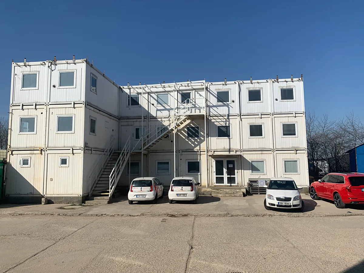 Prodej skladového prostoru 375 m²